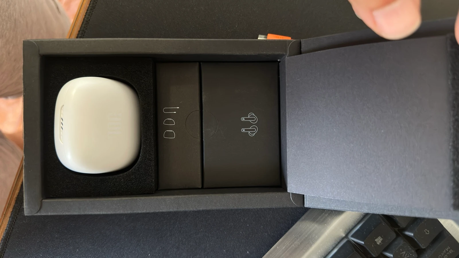 Auriculares JBL Live Pro TWS – photo 8